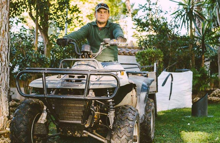 fotografía de Poda de seguridad para ramas peligrosas en Cullera hecho por Jardinería Gartalia en Valencia